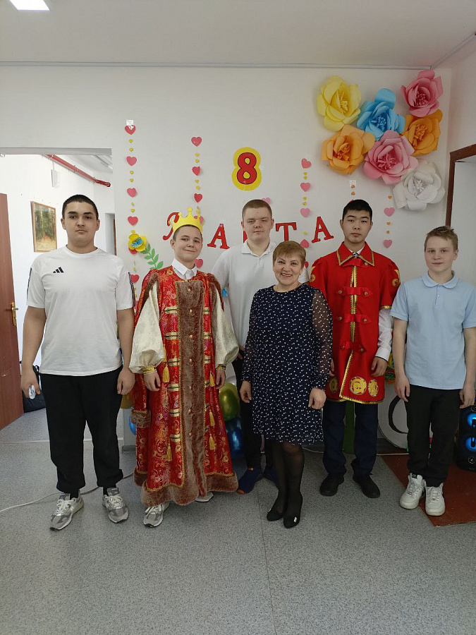 Женский день в библиотеке