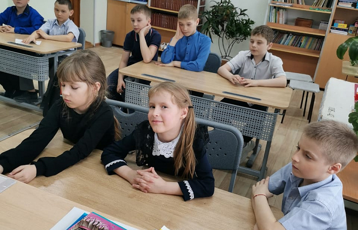 С книжкой вместе расту